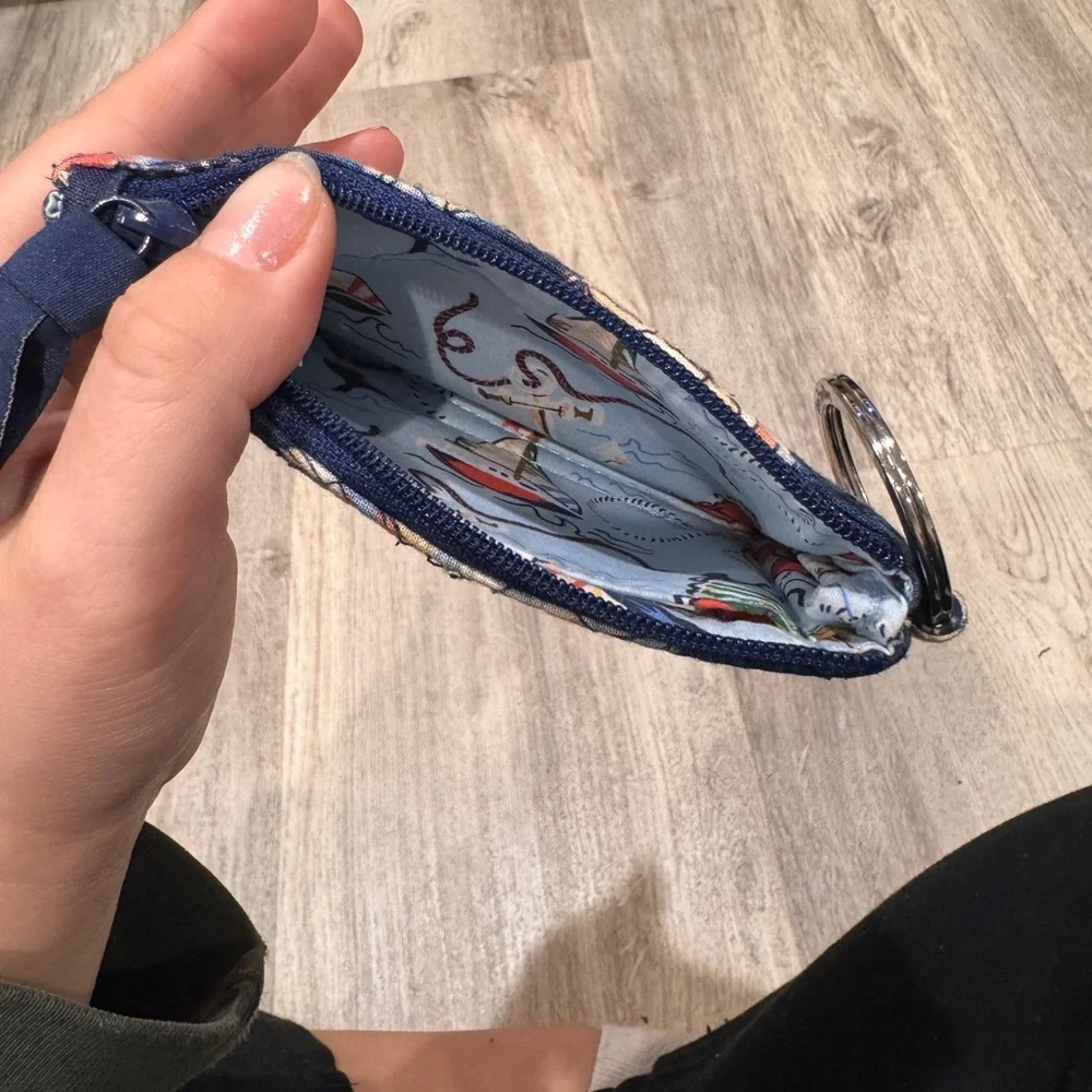 Vera Bradley Seashell Print Quilted Coin Pouch Keychain Wallet Blue Coastal - Picture 2 of 3